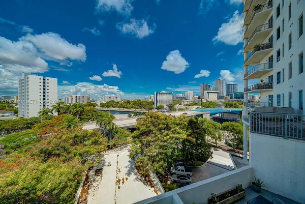 $2,550 | 10 Southwest South River Drive, Unit 708, Miami, FL 33130