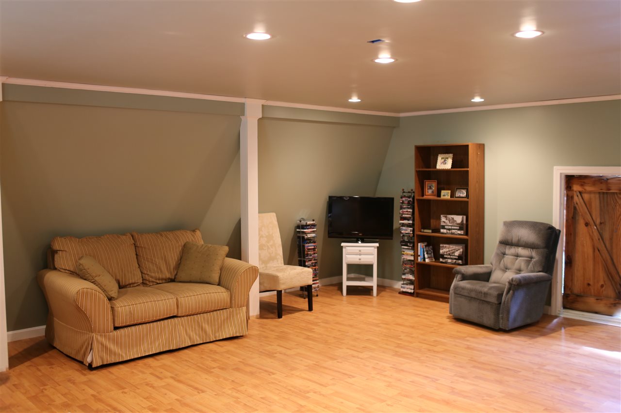 67 Stoney Brook Road Lebanon, NH 03766 - Photo 14 of 38