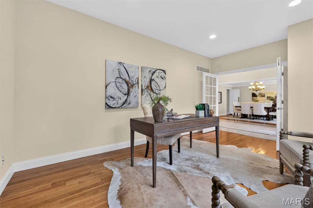 515 North Graeser Road Creve Coeur, MO 63141 - Photo 6 of 40 Gallery Image 6