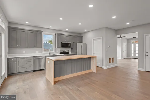 $350,000 | 429 Hillside Avenue, Lancaster, PA 17603