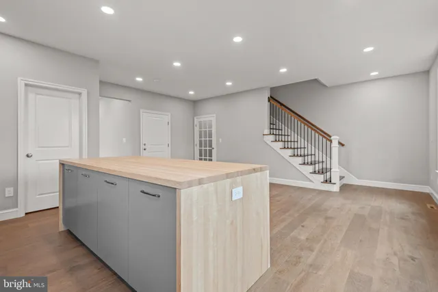 $350,000 | 429 Hillside Avenue, Lancaster, PA 17603