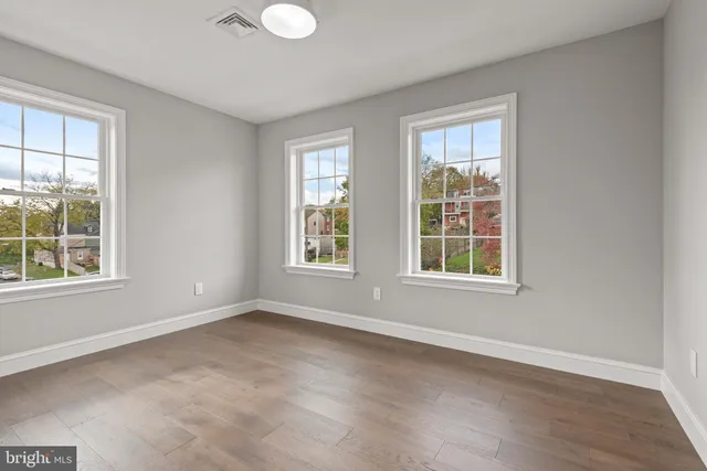 $350,000 | 429 Hillside Avenue, Lancaster, PA 17603