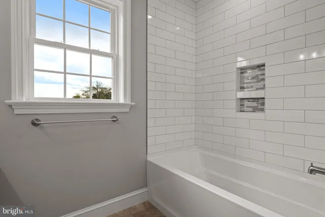 $350,000 | 429 Hillside Avenue, Lancaster, PA 17603