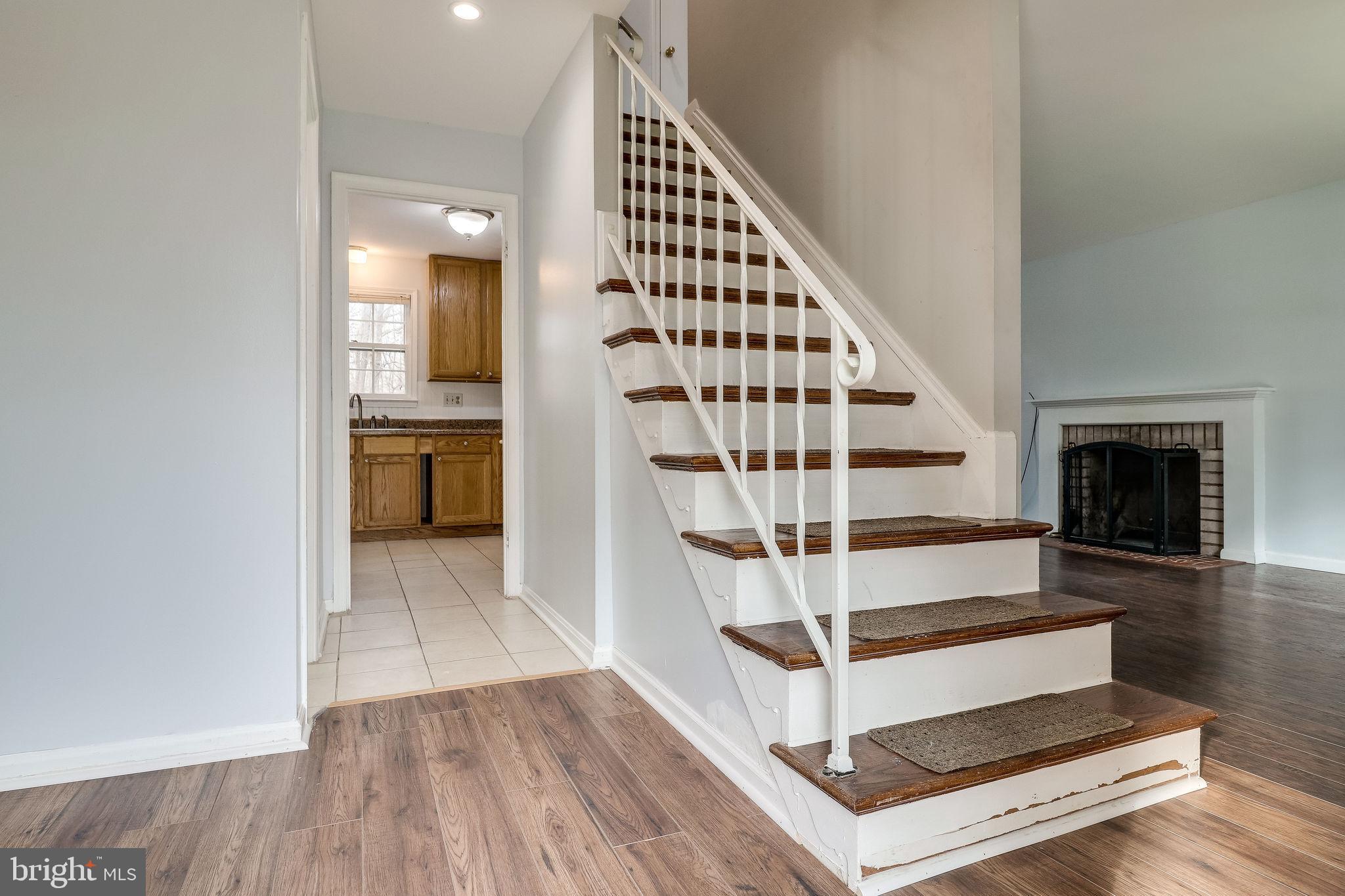 6955 Conservation Drive Springfield, VA 22153 - Photo 3 of 30