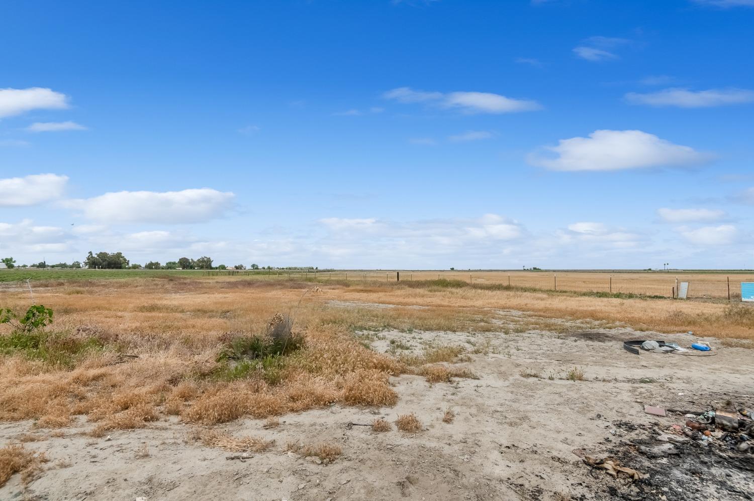 4306 Avenue 50 Alpaugh, CA 93201 - Photo 49 of 56 a view of an ocean