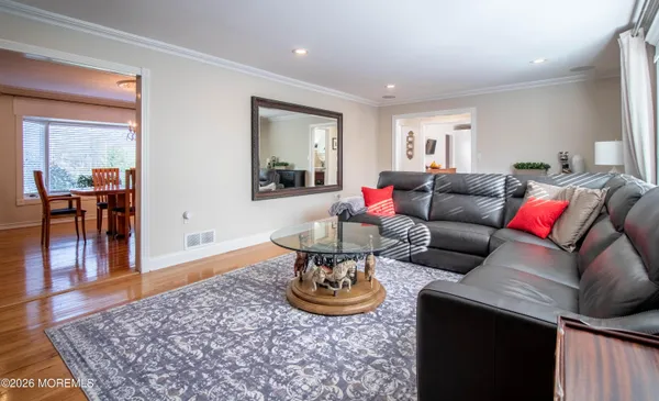 $1,150,000 | 3 Kelton Place, Manalapan, NJ 07726