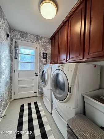 $1,150,000 | 3 Kelton Place, Manalapan, NJ 07726
