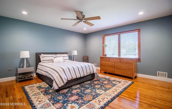 $1,150,000 | 3 Kelton Place, Manalapan, NJ 07726