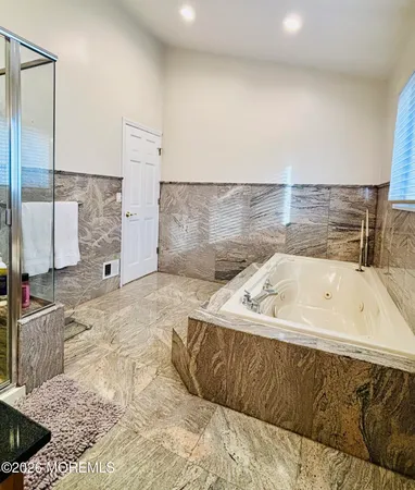 $1,150,000 | 3 Kelton Place, Manalapan, NJ 07726
