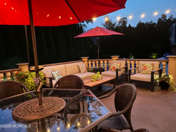 $1,150,000 | 3 Kelton Place, Manalapan, NJ 07726