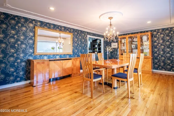 $1,150,000 | 3 Kelton Place, Manalapan, NJ 07726