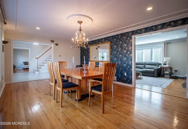 $1,150,000 | 3 Kelton Place, Manalapan, NJ 07726