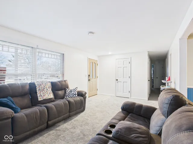 $225,000 | 114 Bess Boulevard, Pendleton, IN 46064