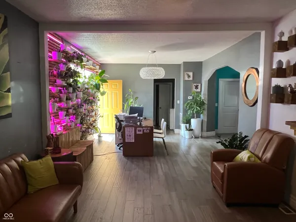 $280,000 | 2536 Indianapolis Avenue, Indianapolis, IN 46208