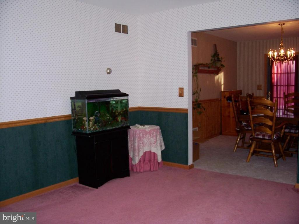 409 Royal Road Palmyra, PA 17078 - Photo 3 of 22 Gallery Image 3