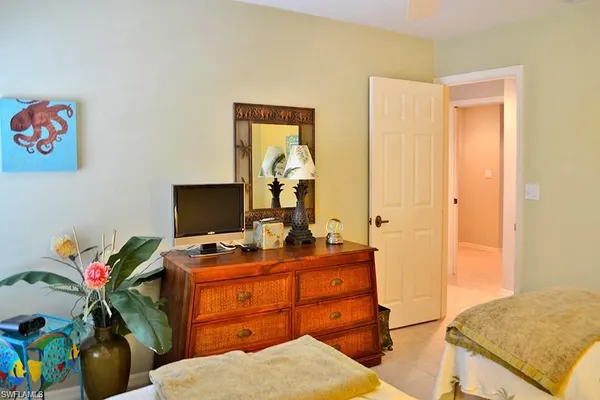 $8,500 | 5635 Turtle Bay Drive, Unit 6, Naples, FL 34108