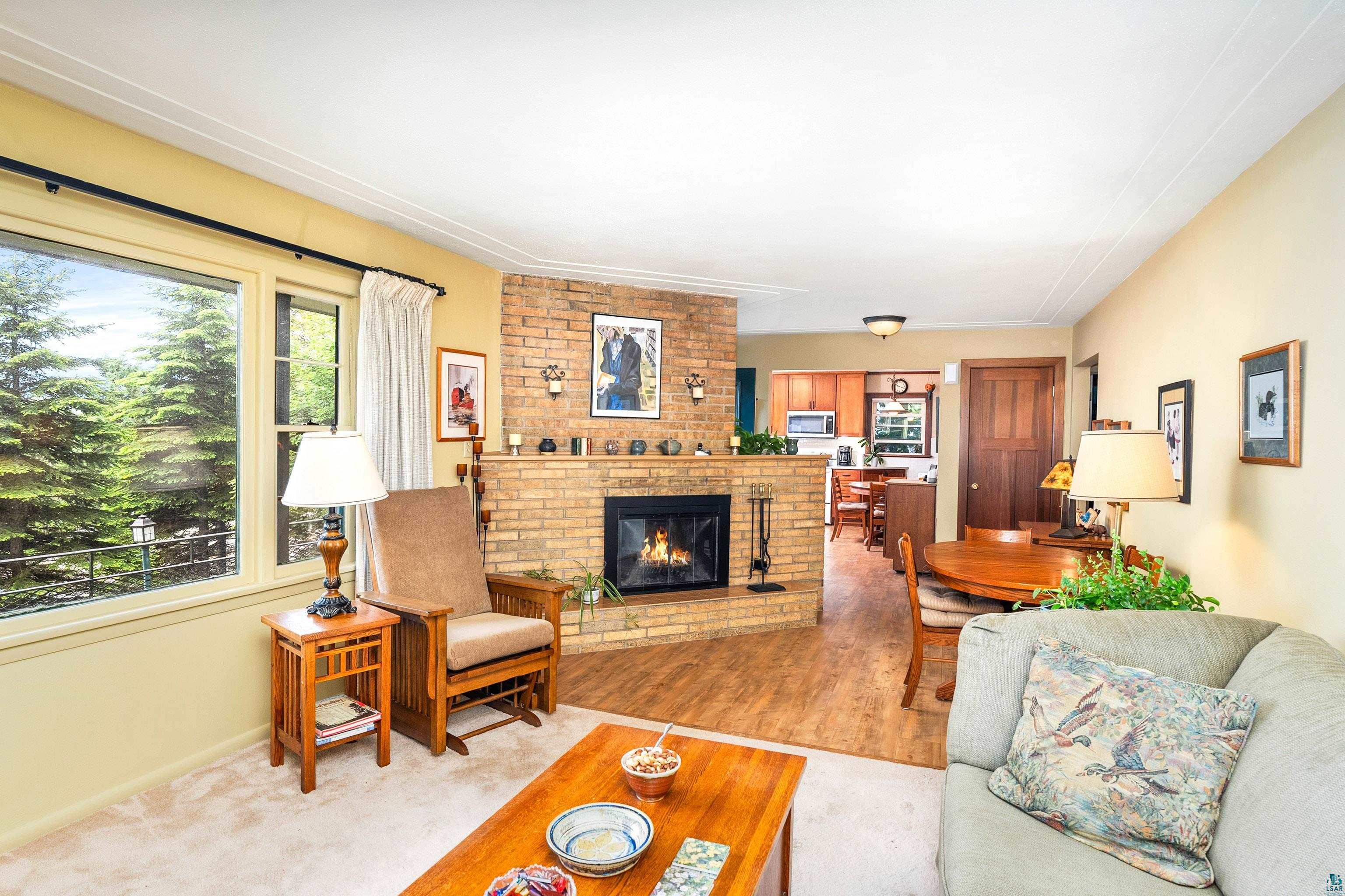 401 Snively Road Duluth, MN 55803 - Photo 4 of 46