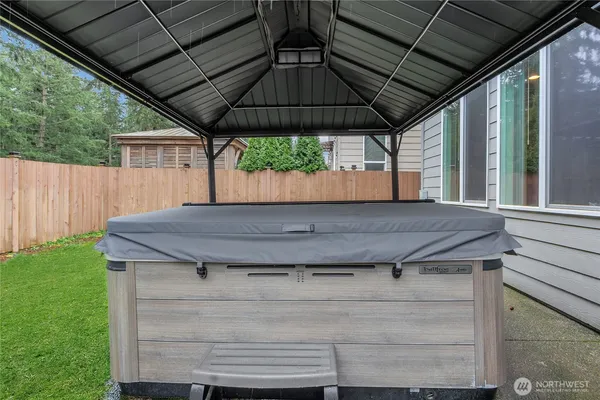 $786,600 | 19011 106th Ave Court East, Puyallup, WA 98374