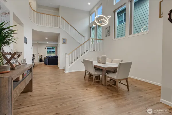 $786,600 | 19011 106th Ave Court East, Puyallup, WA 98374
