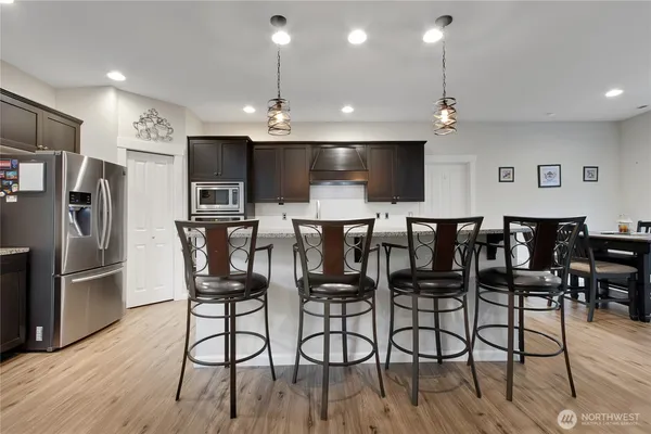 $786,600 | 19011 106th Ave Court East, Puyallup, WA 98374