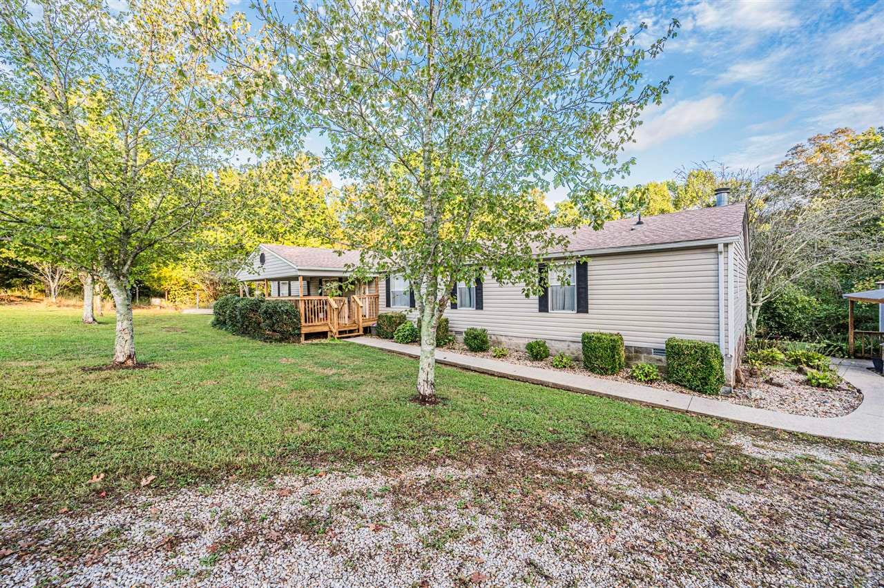 950 Riverside Benleo Road Bowling Green, KY 42101 - Photo 2 of 27 Gallery Image 2
