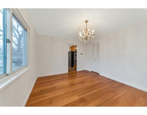 201 Overlook Drive Springfield, MA 01118 - Photo 15 of 30