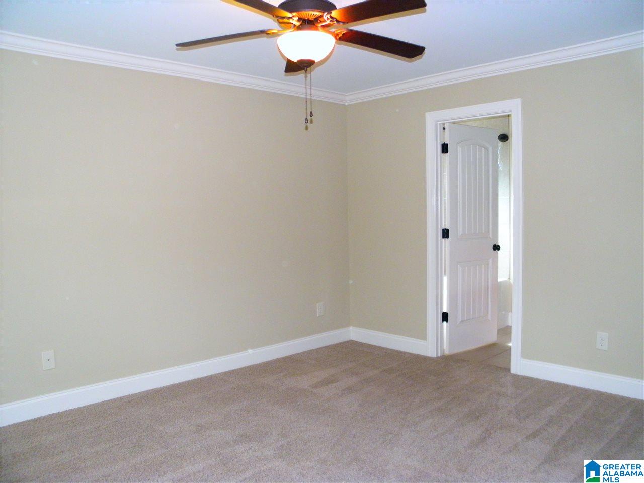 104 Falling Waters Lane Alabaster, AL 35114 - Photo 13 of 26