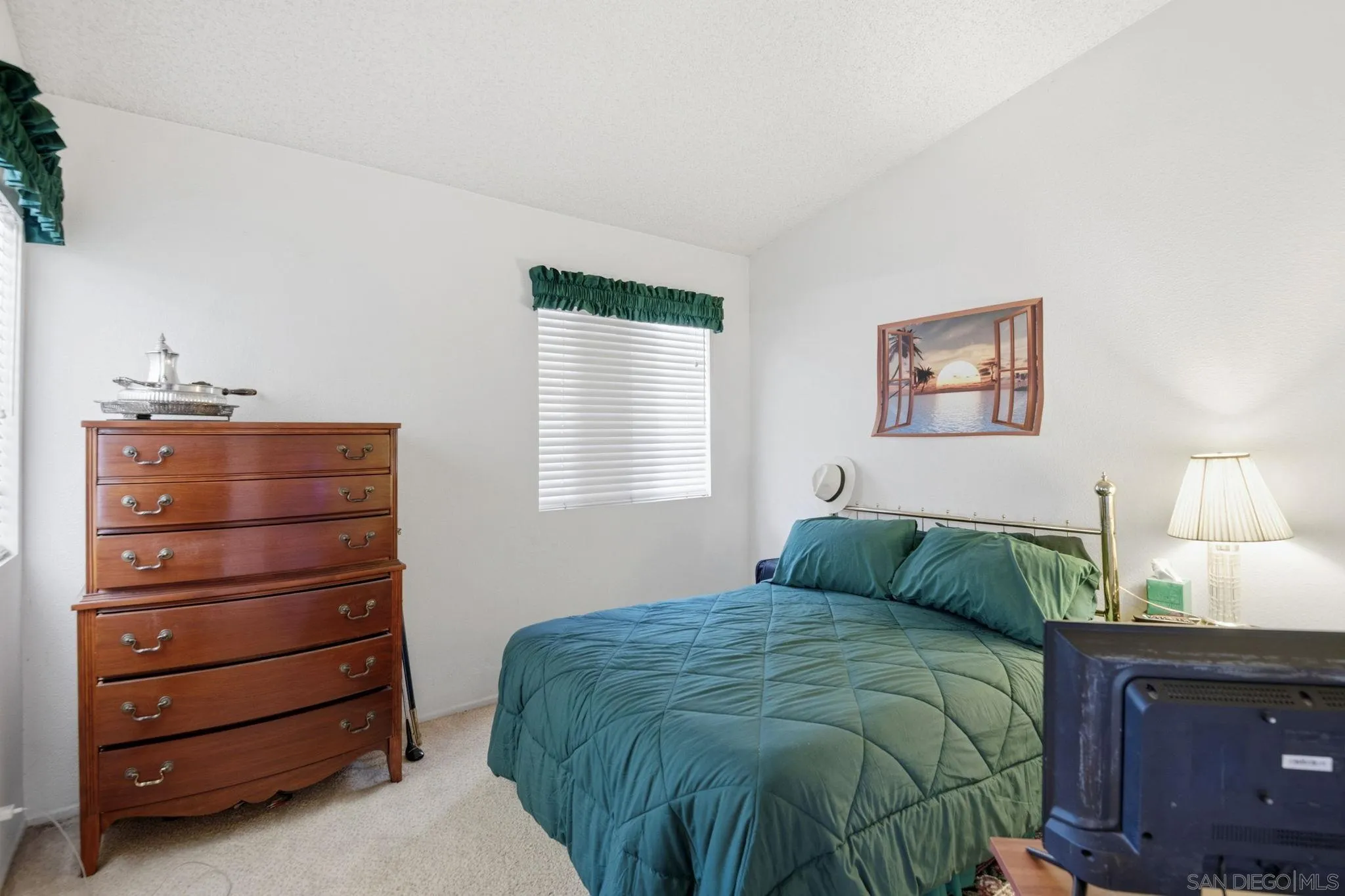 1260 North Lighthouse Lane Anaheim, CA 92801 - Photo 23 of 43