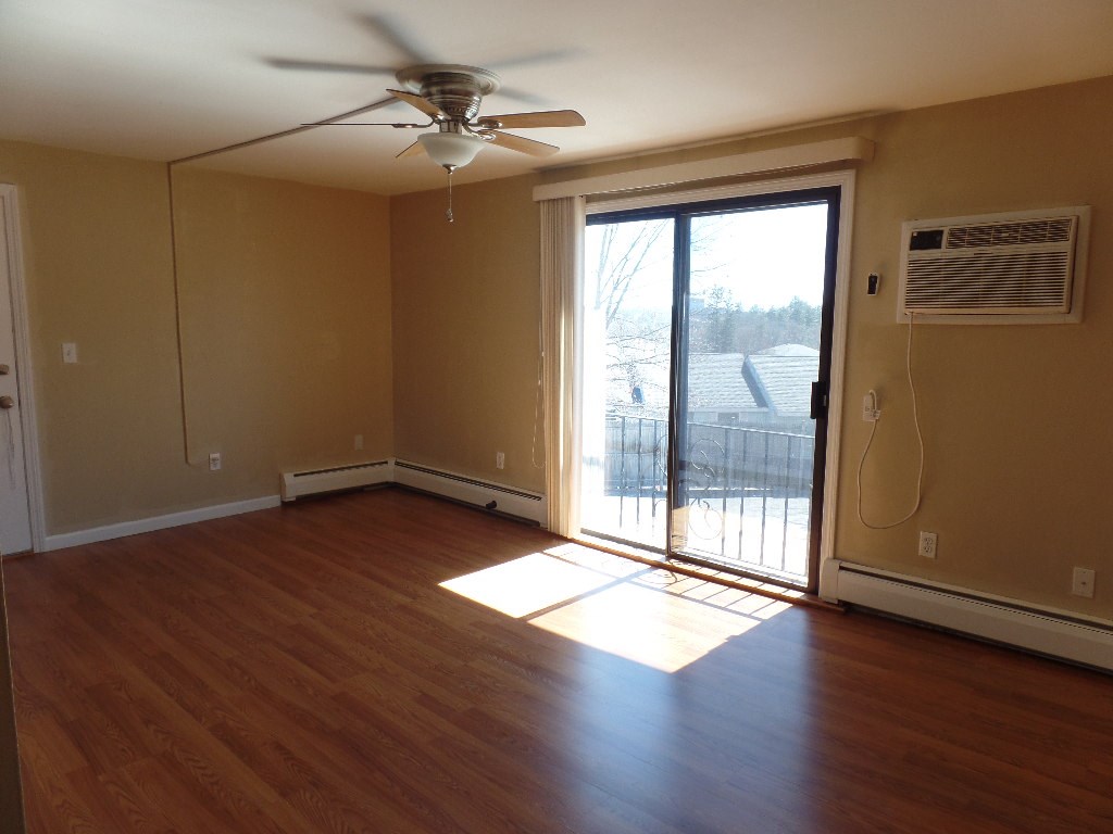12 L English Village Road, Unit 303 Manchester, NH 03102 - Photo 3 of 19 Gallery Image 3