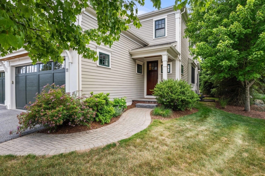 11 Lillian Way, Unit 11 Wayland, MA 01778 - Photo 1 of 32