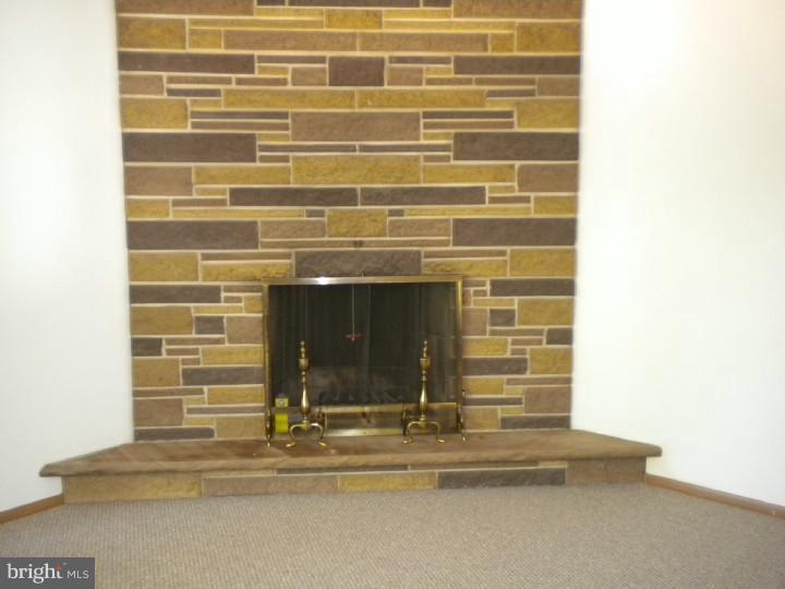 32 Cold Spring Road Mercerville, NJ 08619 - Photo 2 of 16