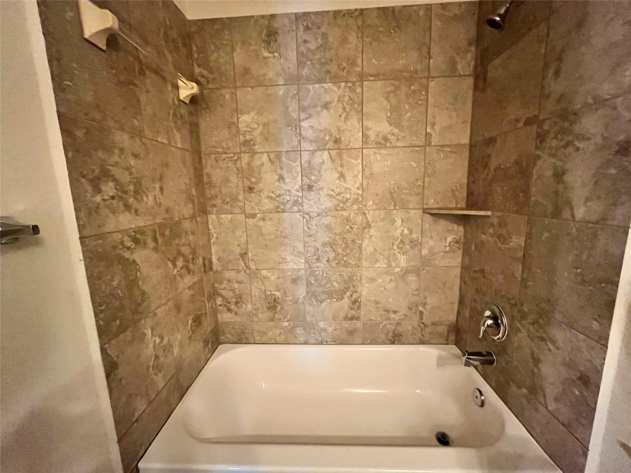 15103 Signal Ridge Way Cypress, TX 77429 - Photo 26 of 38 a bathroom with a bath tub