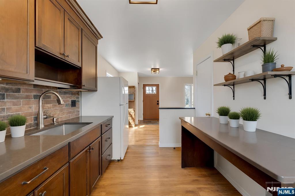20 Kievit Road Wayne, NJ 07470 - Photo 19 of 49