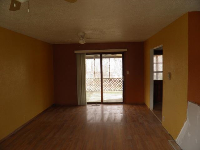 2722 Cleveland Street Clinton, IA 52732 - Photo 8 of 9 Gallery Image 8