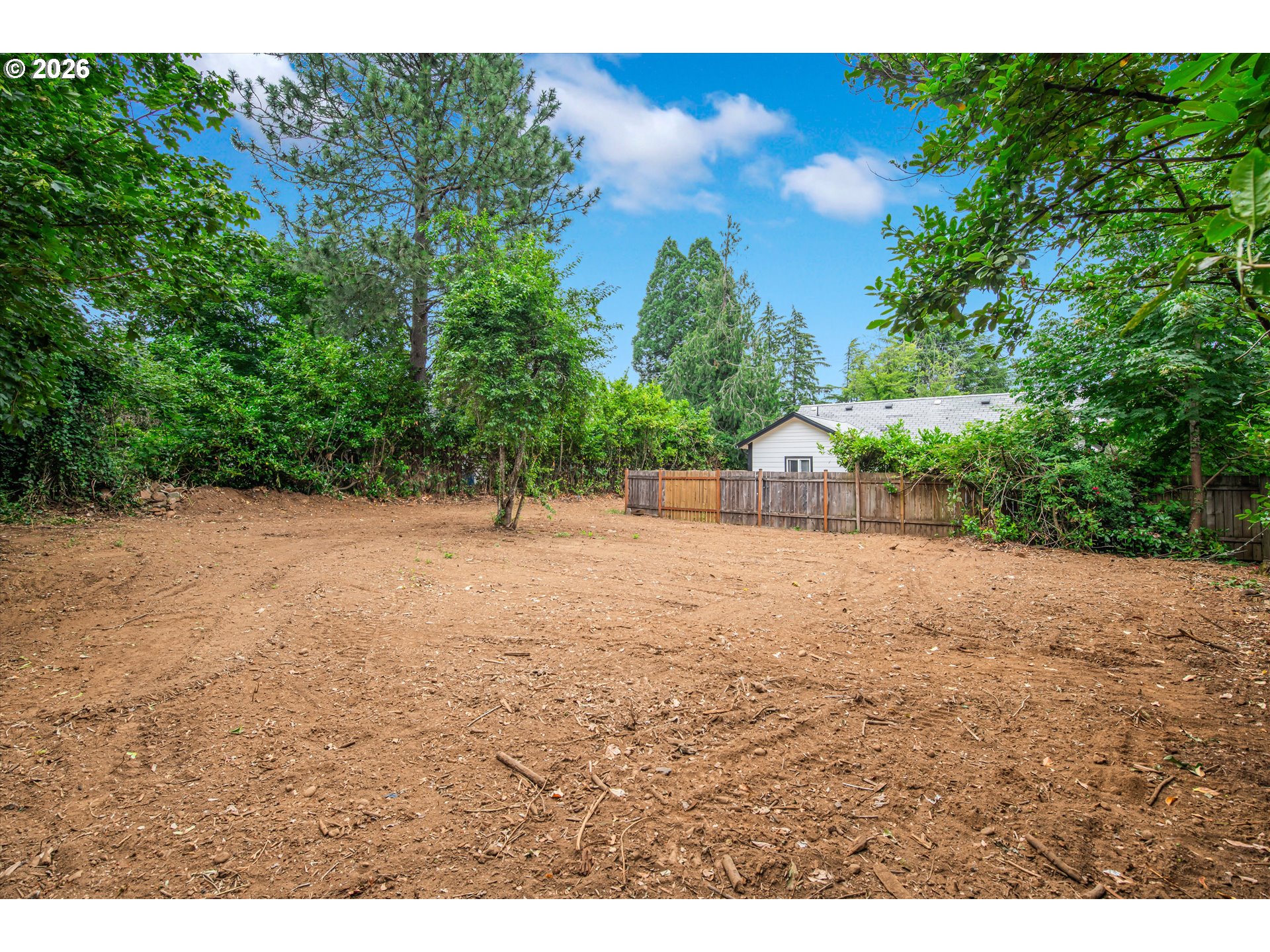 0 Southeast 139th Avenue Portland, OR 97233 - Photo 10 of 14 a backyard of a house with lots of green space