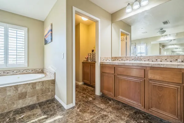 $1,049,000 | 3152 Beven Drive, Escondido, CA 92027