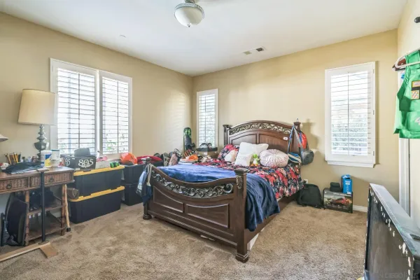 $1,049,000 | 3152 Beven Drive, Escondido, CA 92027