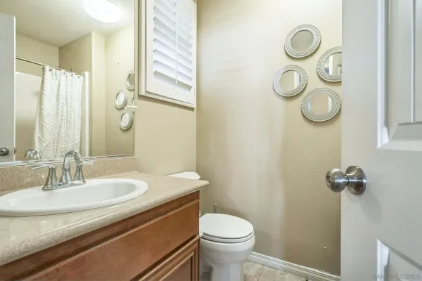 $1,049,000 | 3152 Beven Drive, Escondido, CA 92027