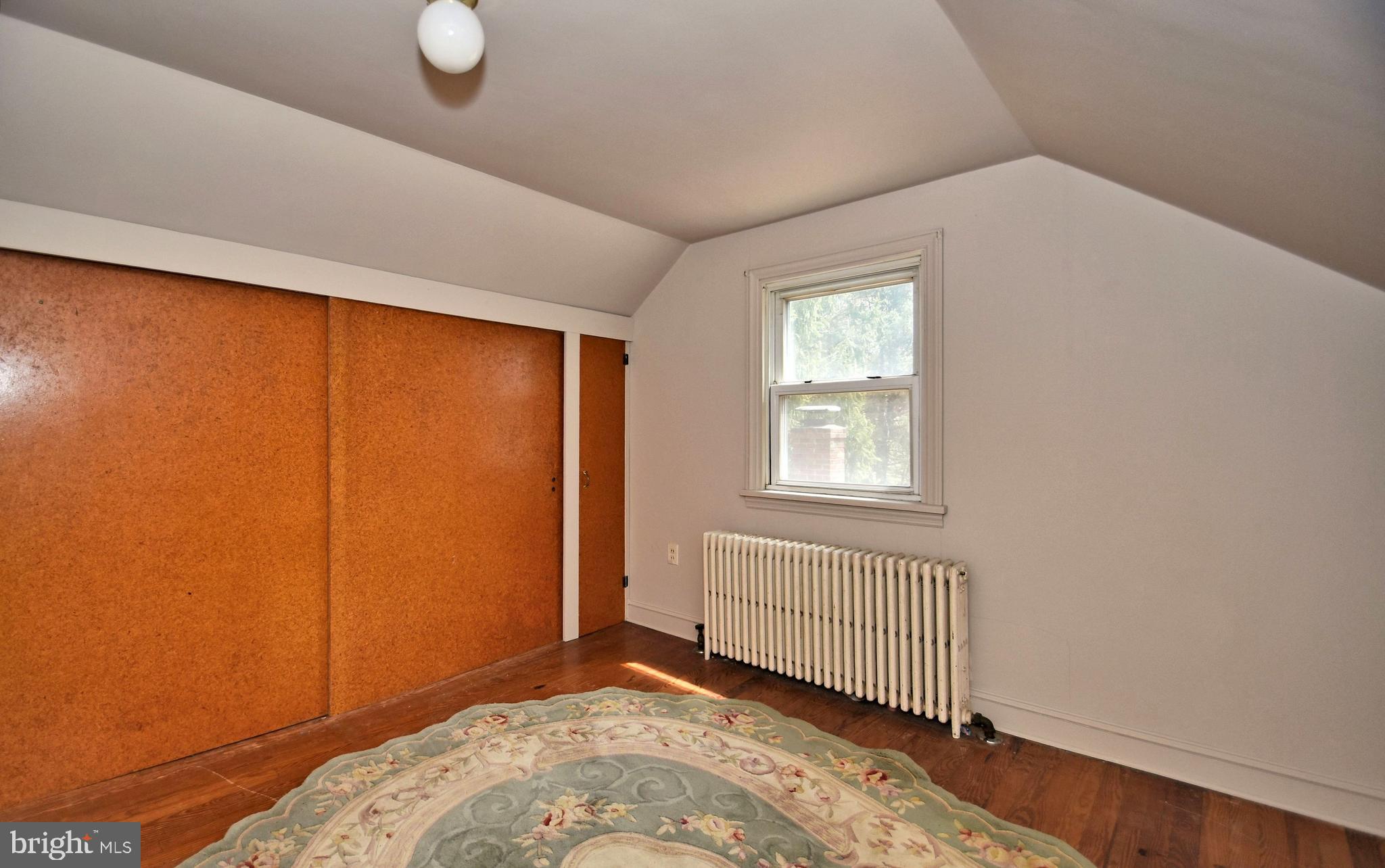 25 Riverside Drive Reading, PA 19605 - Photo 22 of 60 upstairs 2nd bedroom