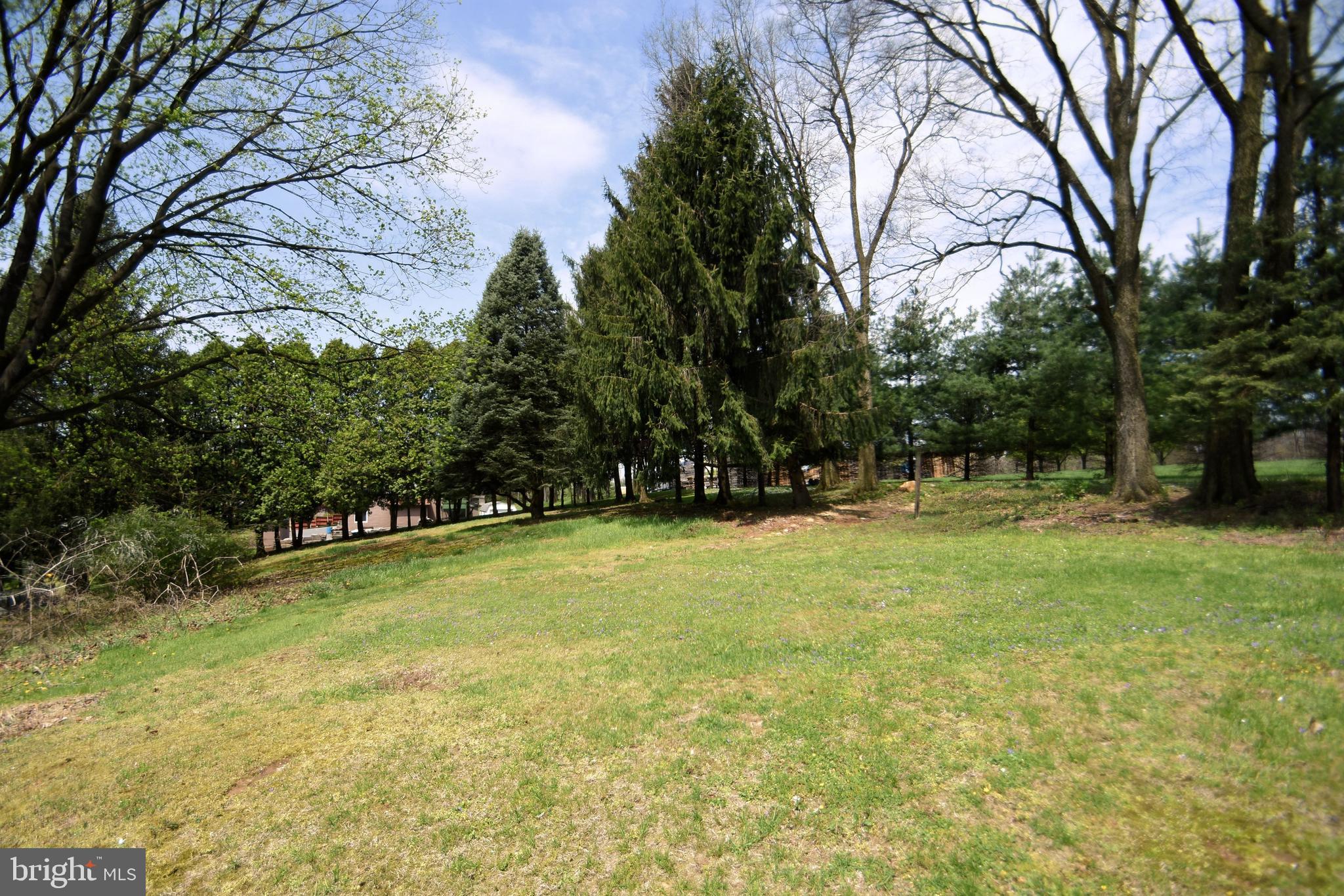 25 Riverside Drive Reading, PA 19605 - Photo 40 of 60 Gallery Image 40