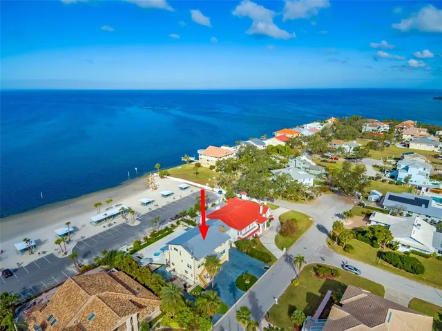 a view of a basketball court