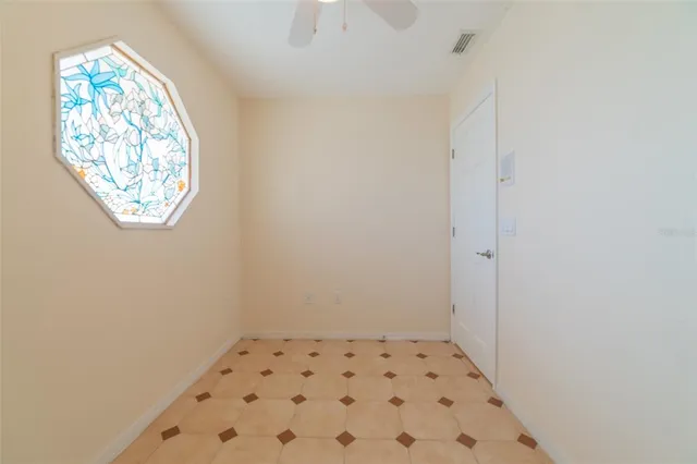 $5,900 | 5521 Westshore Drive, New Port Richey, FL 34652