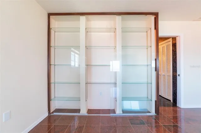 $5,900 | 5521 Westshore Drive, New Port Richey, FL 34652