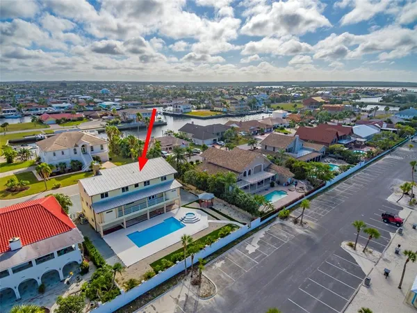 $5,200 | 5521 Westshore Drive, New Port Richey, FL 34652