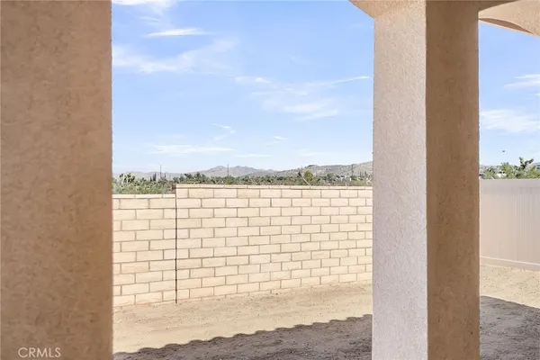 a view of terrace with sky view