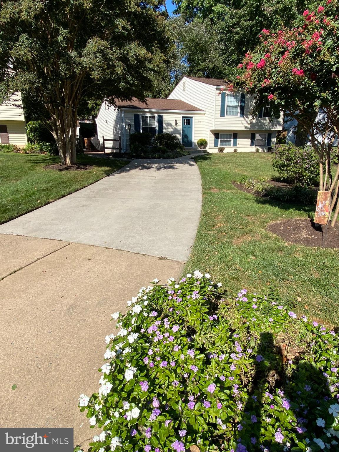 6108 Mantle Road Burke, VA 22015 - Photo 5 of 97 Concrete Driveway Updated!