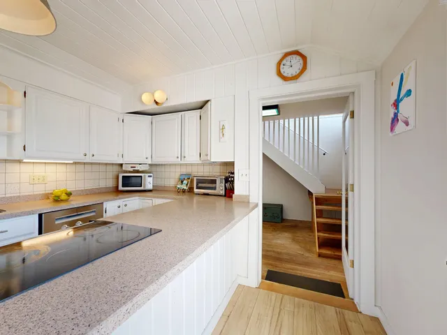 $695,000 | 26 Squiers Alley, Nobleboro, ME 04555