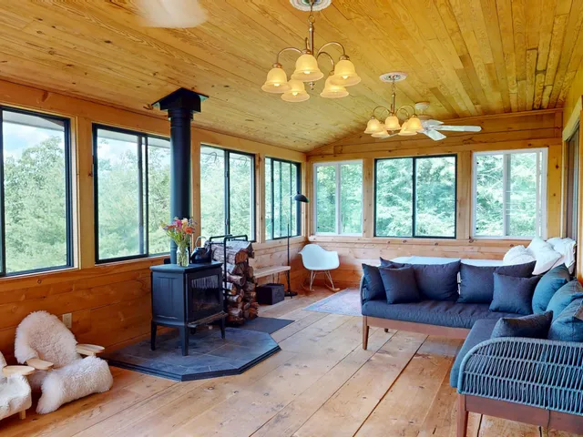 $695,000 | 26 Squiers Alley, Nobleboro, ME 04555