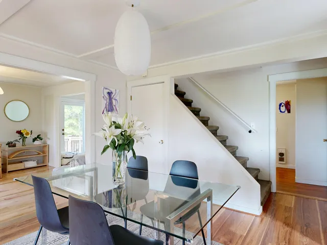 $695,000 | 26 Squiers Alley, Nobleboro, ME 04555