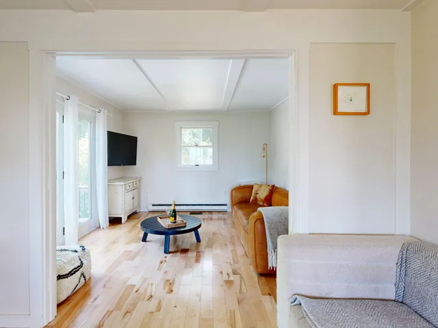 $695,000 | 26 Squiers Alley, Nobleboro, ME 04555